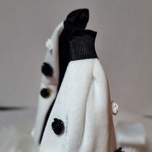 VELVET SUGAR SKULL FLORAL JEWELED HEADBAND - Picture 8 of 10